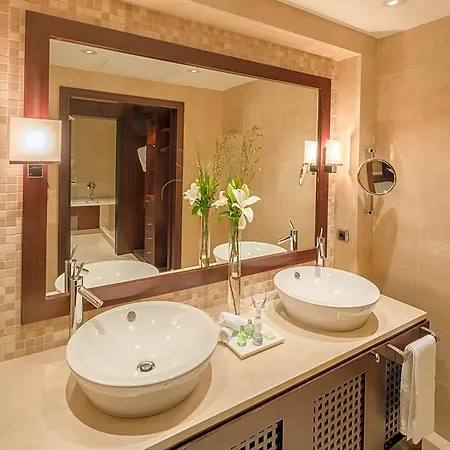 Nh Collection Finisterre 5*